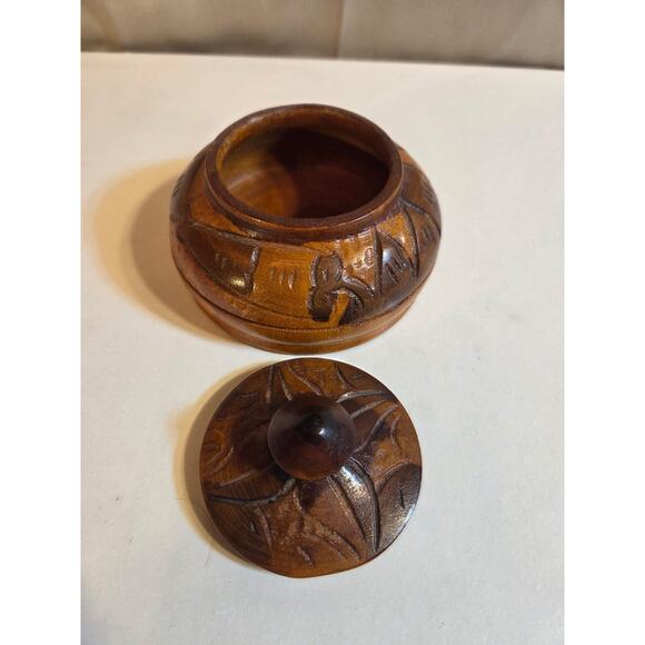 Vintage Hand Carved Wooden Trinket Box w Lid Floral Design Small Jewelry Holder - Picture 5 of 5